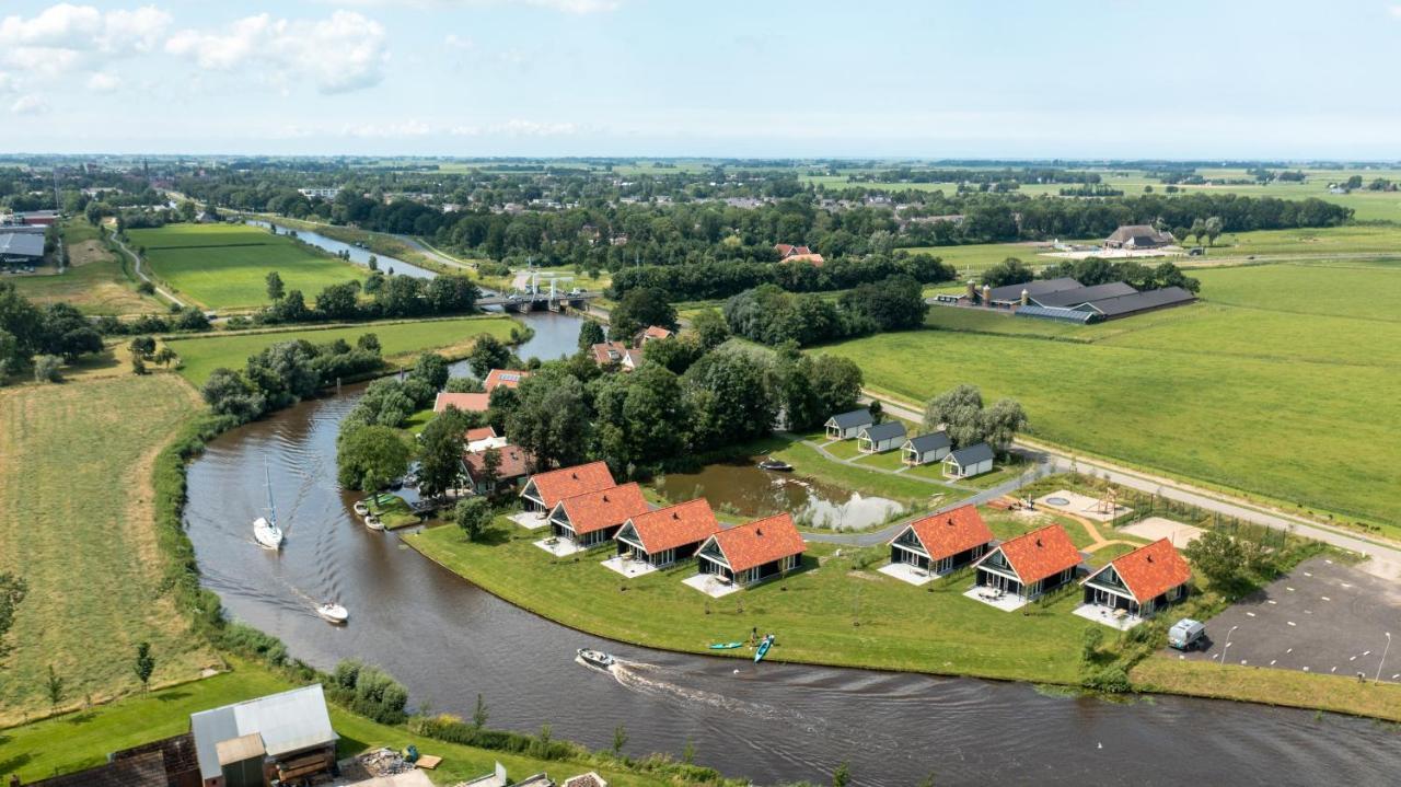 Pod Hotelkamer Aan Het Water Dokkum Exterior photo